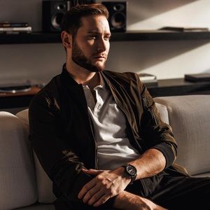 Mondaine Essence (Black Dial / Black Strap / 41mm)